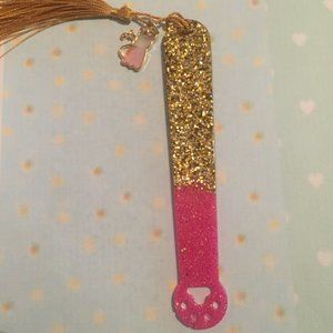 Handmade Unique Resin Paw bookmark
